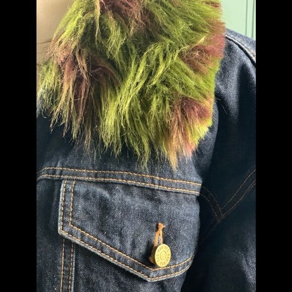 Urban Outfitters BDG Trucker Jacket w/Faux Fur - Picture 6 of 15